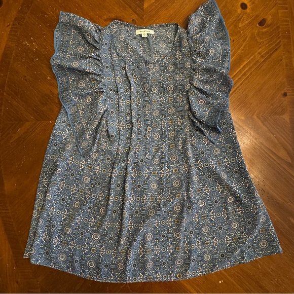 Max Studio Blouse XS Blue White Floral Ruffle Cap Sleeves Button Detailed Shirt - Picture 12 of 15